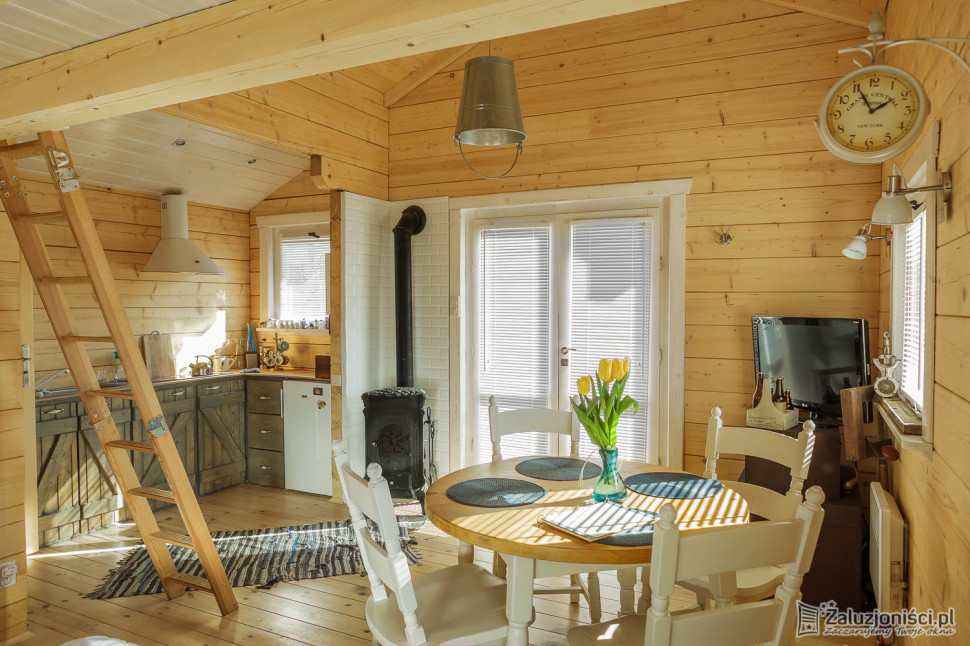 Uroczy domek Niebieski w środku