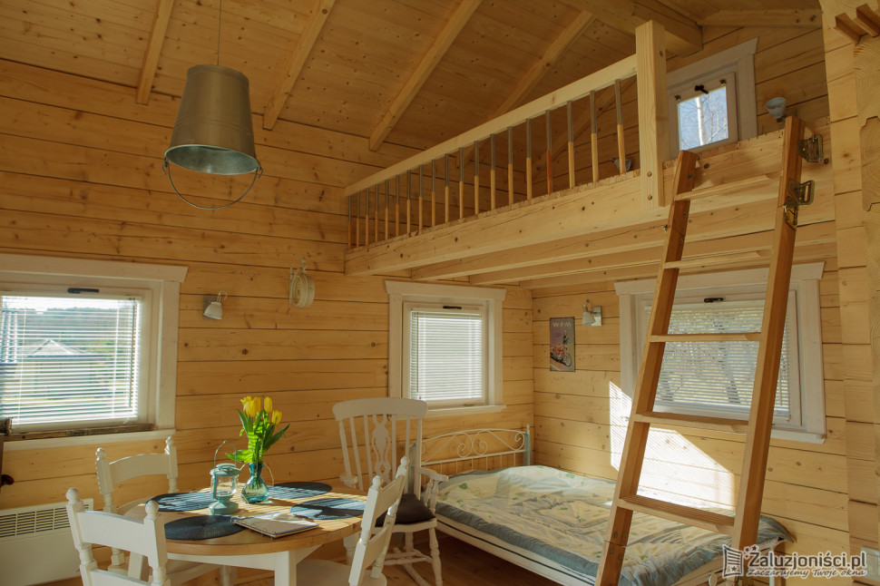 Uroczy domek Niebieski w środku