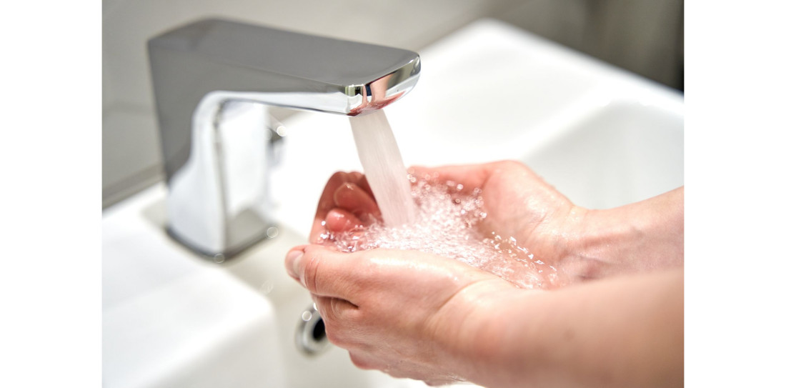 Jak myć ręce i jednocześnie oszczędzać wodę?
