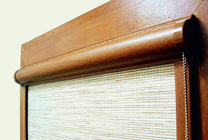 Roleta zwijana w kasecie