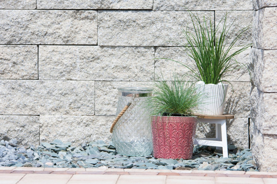 Murek z wielkoformatowych bloczków Polbruk Grando