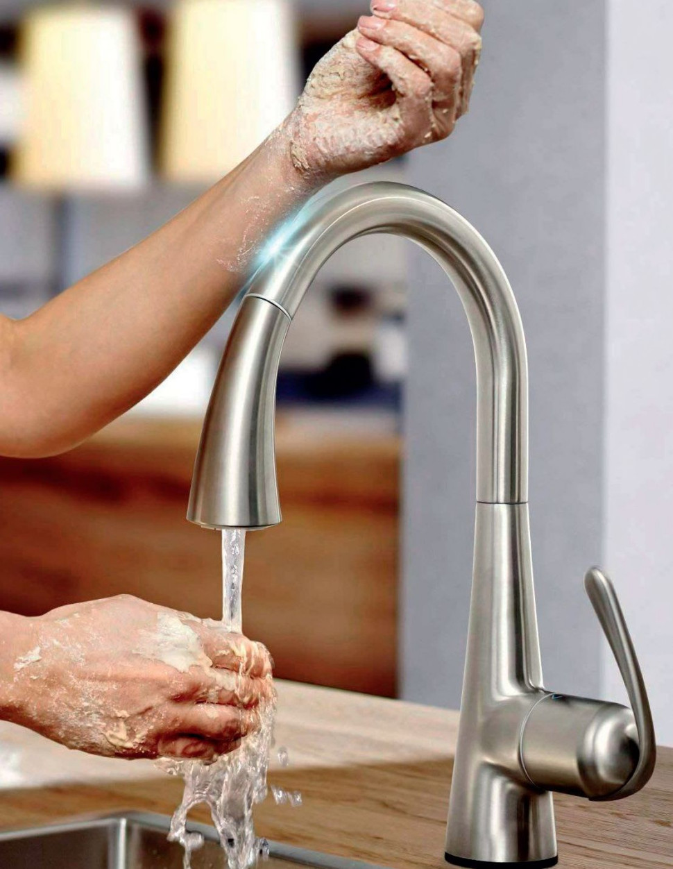 Elektroniczna bateria Zedra Touch, pokryta matową powłoką chroniącą przed śladami palców