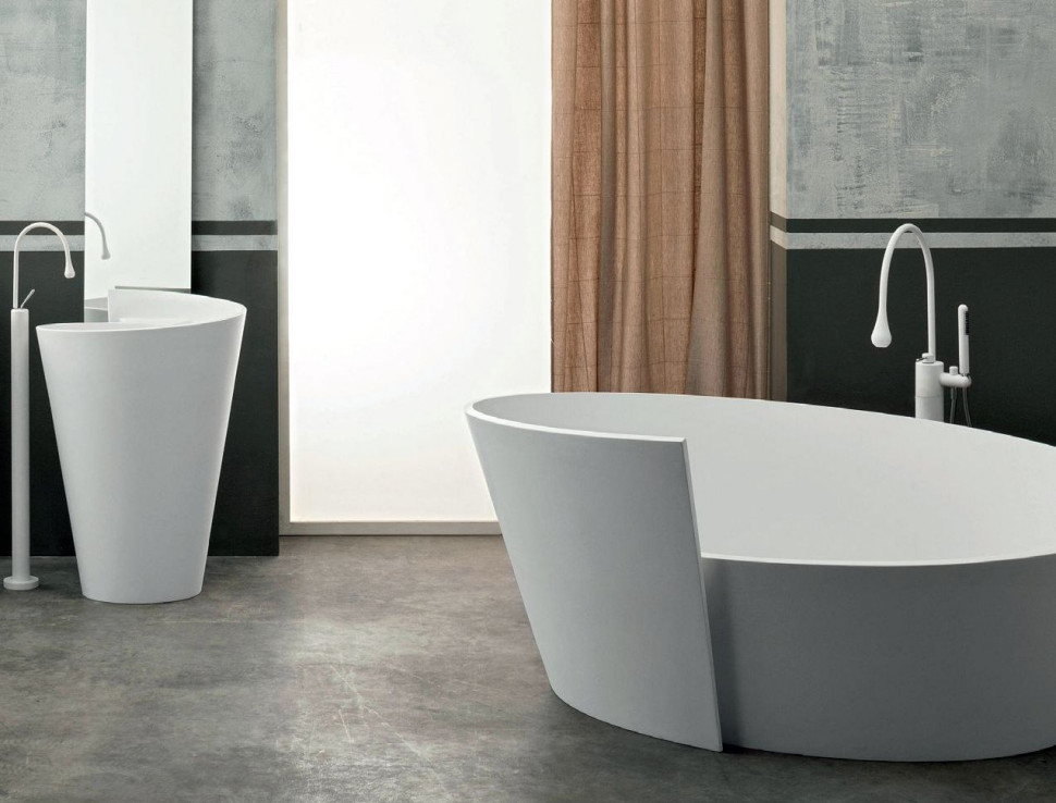 Kompozytowa wanna Anahita o wymiarach 180 x 130 cm; pojemność 400 l