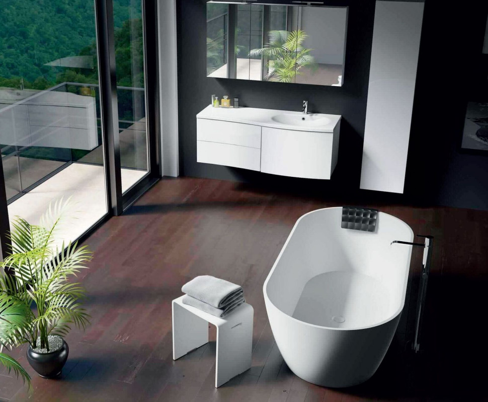 Wolno stojąca wanna Bilbao, wykonana z materiału typu solid surface o szlachetnie matowym wykończeniu; wymiary 170 x 80 cm