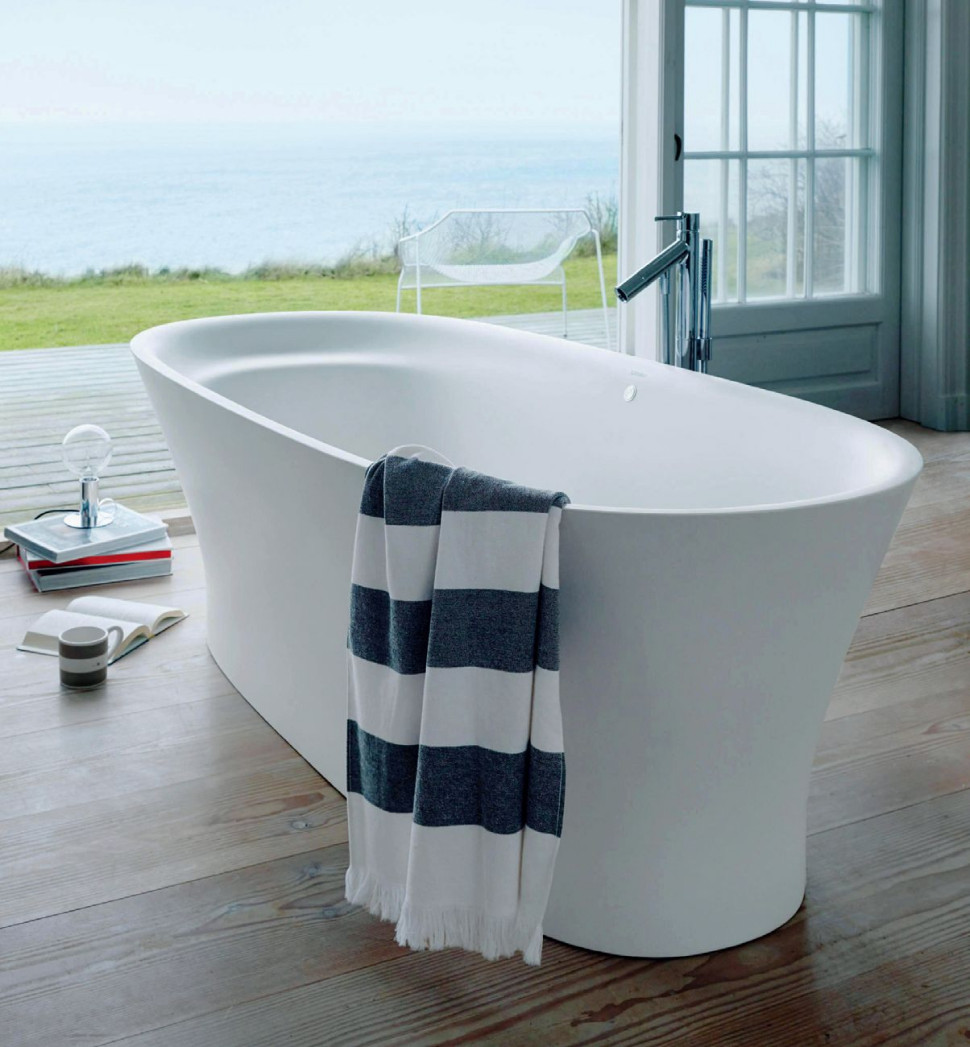 Wanna wolno stojąca Cape Cod z tworzywa DuroSolid (proj. Philippe Starck)