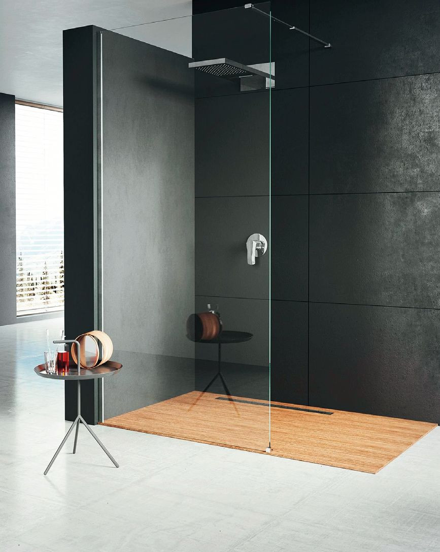 Ascetycznie prosta kabina typu walk-in Rio Grande ze szkła zabezpieczonego powłoką DP active; szerokość szyby od 90 cm