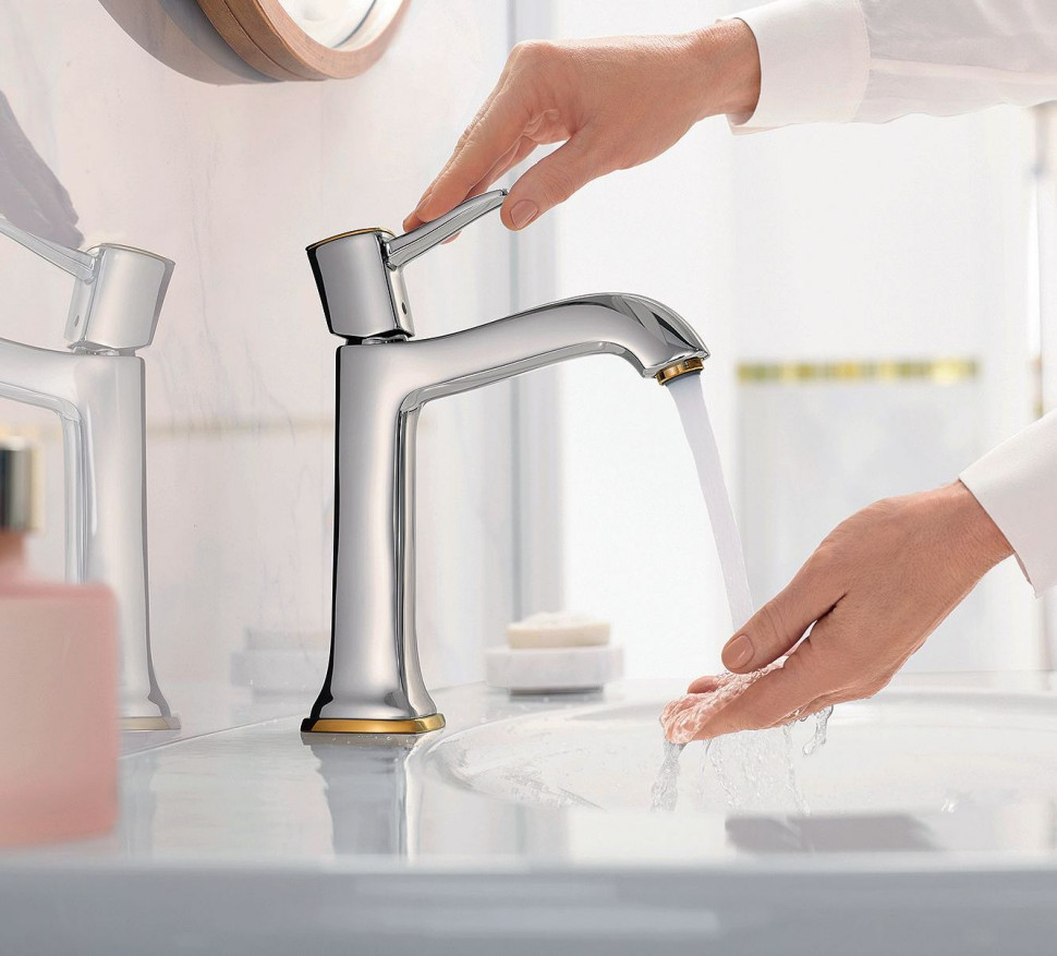 Jednouchwytowa bateria Metropol Classic 160 w wersji kolorystycznej złoto/chrom