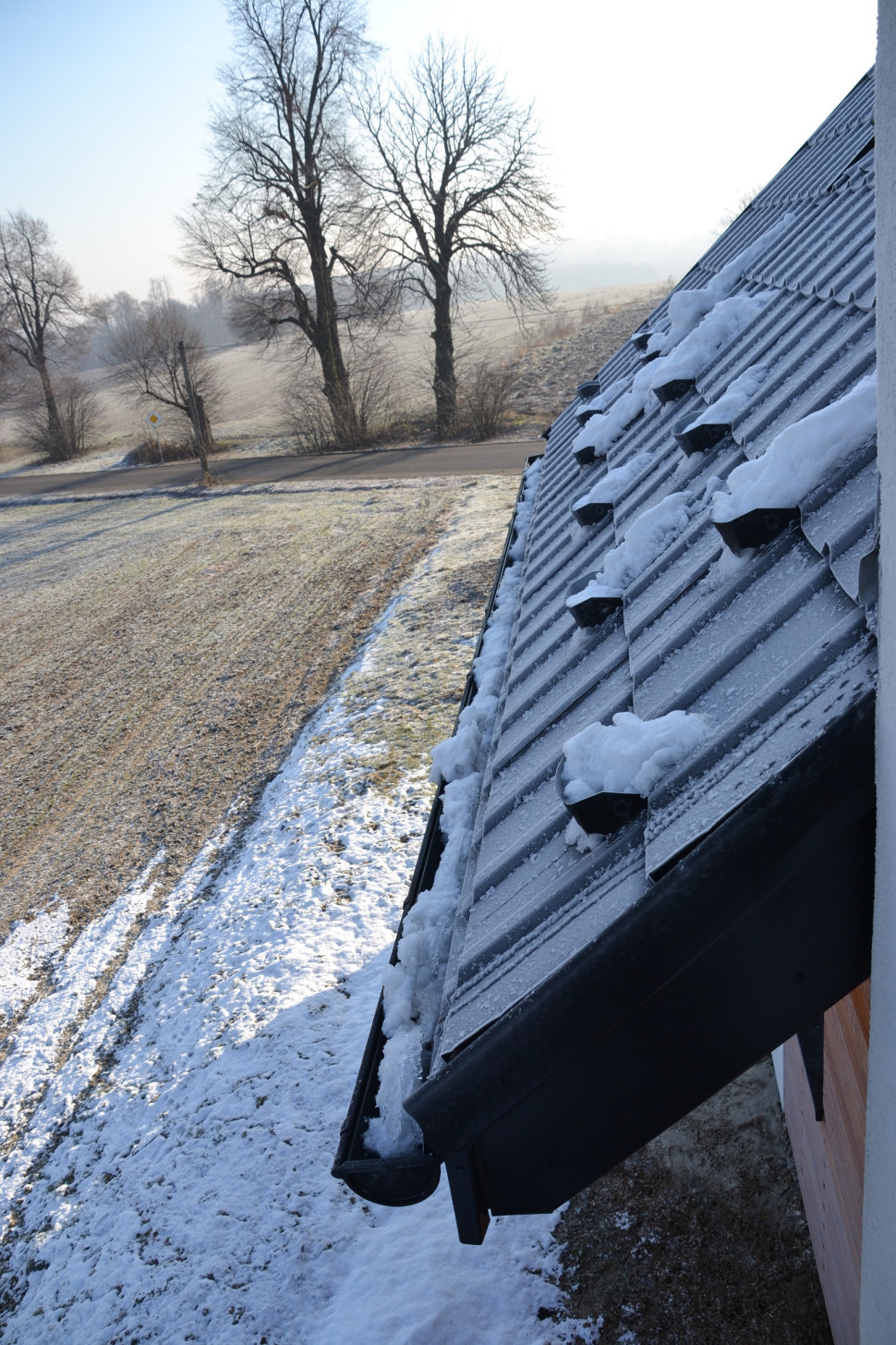 Rynny pokryte śniegiem