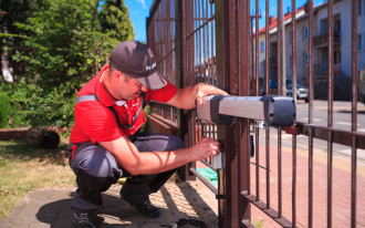 Nowy napęd do starej bramy