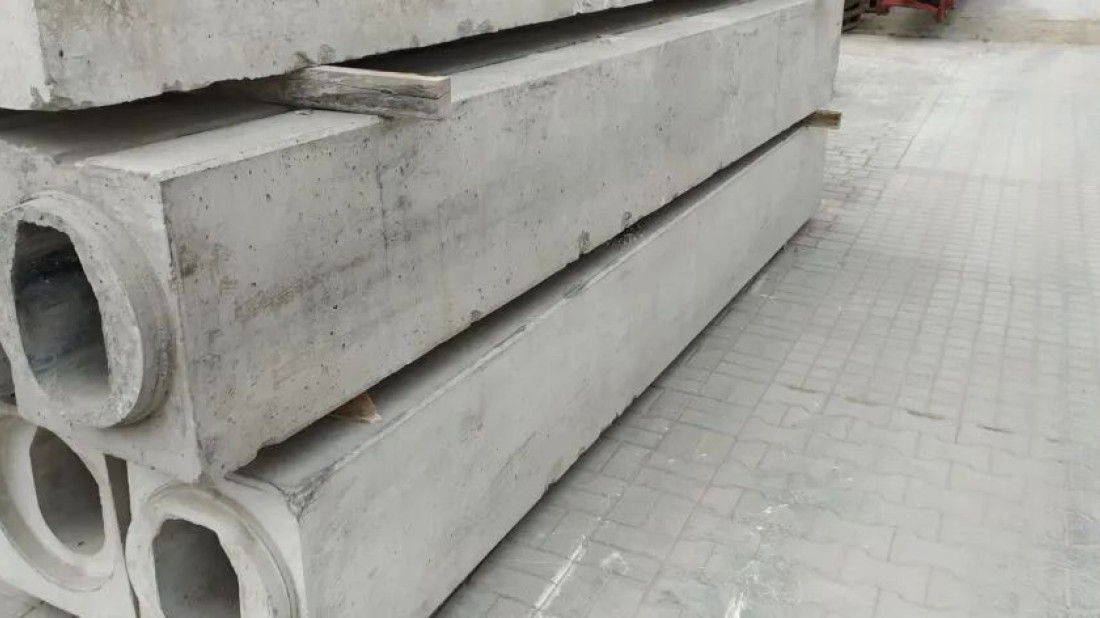 Odwodnienia liniowe z betonu - jak dzielić, budować i montować?