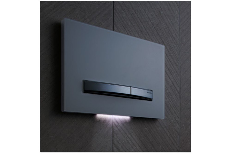 Światło orientacyjne LED zapewnia dyskretne oświetlenie podczas korzystania z toalety w nocy