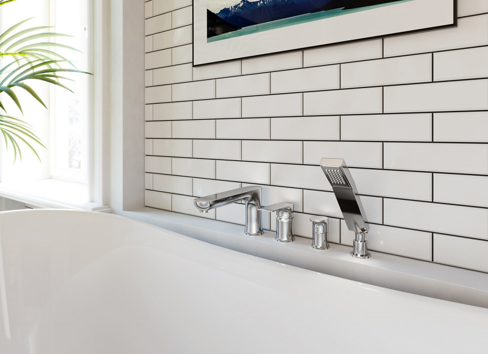 Bateria wannowa czterootworowa, z wyciąganą rączką natrysku