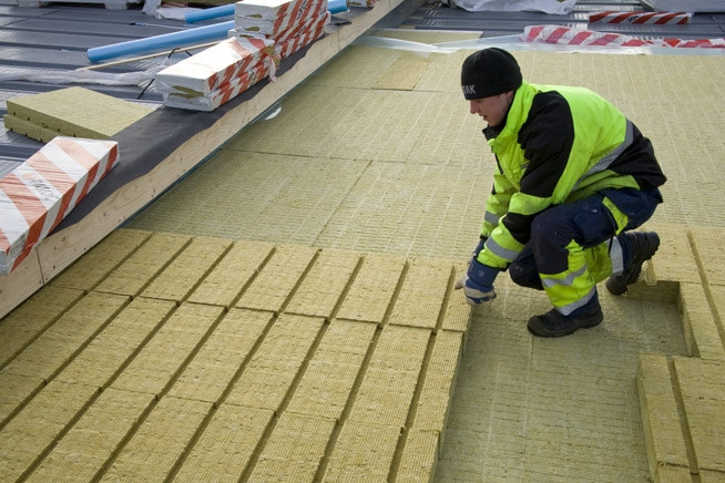 Izolacja wełną kamienną fot. Paroc