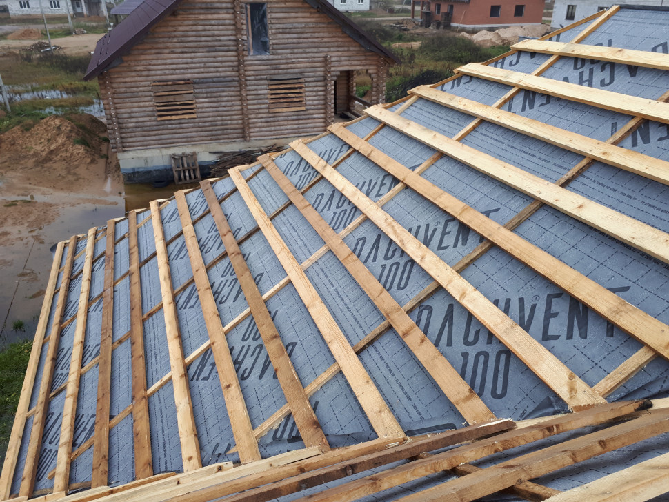 Dachvent 100 fot. Marma