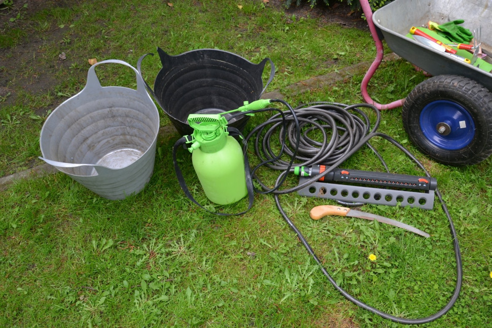 Przedmioty przydatne w pielęgnacji ogrodu