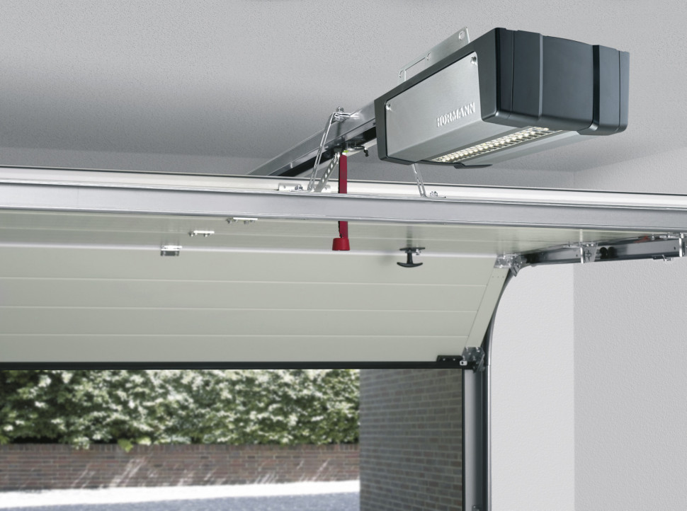 Siłownik do bramy garażowej fot. Hörmann