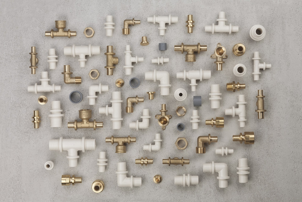 System UltraLine oferuje 2 rodzaje kształtek - mosiężne i PPSU