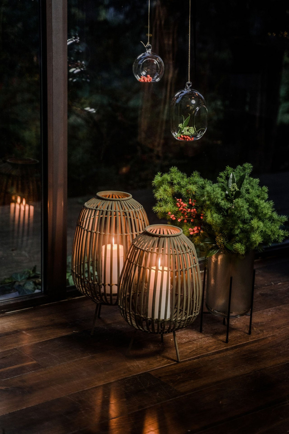 Lampiony Atil, pojemnik Fond, zawieszki Buli