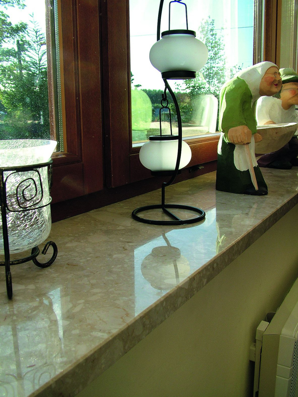 Parapet wewnętrzny marmurowy fot. MS Więcej niż okna