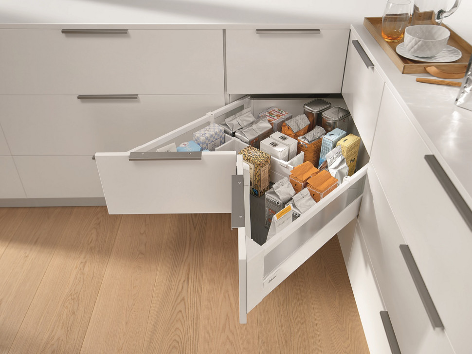 Szuflada narożna z łamanym frontem