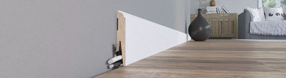 Listwa przyścienna jasna