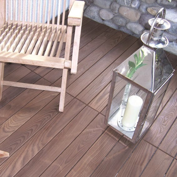 QuickDeck - płytki drewniane z thermojesionu