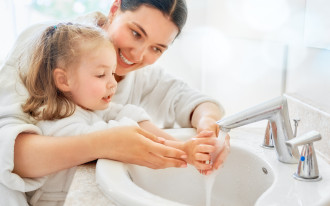 Łazienka przystosowana do potrzeb najmłodszych - o czym warto pamiętać?