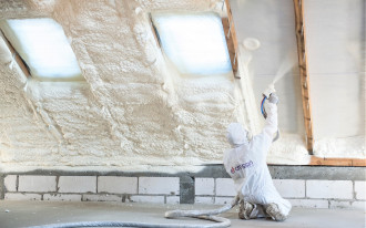 Dlaczego warto ocieplić dom pianą PUR?