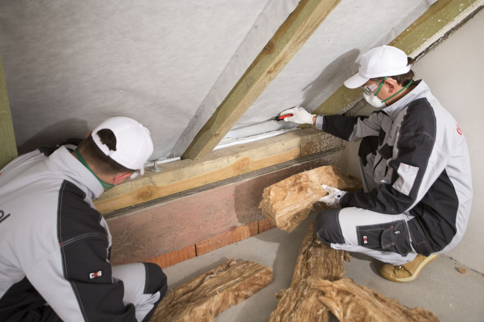 Ocieplanie poddaszy - przy murłacie