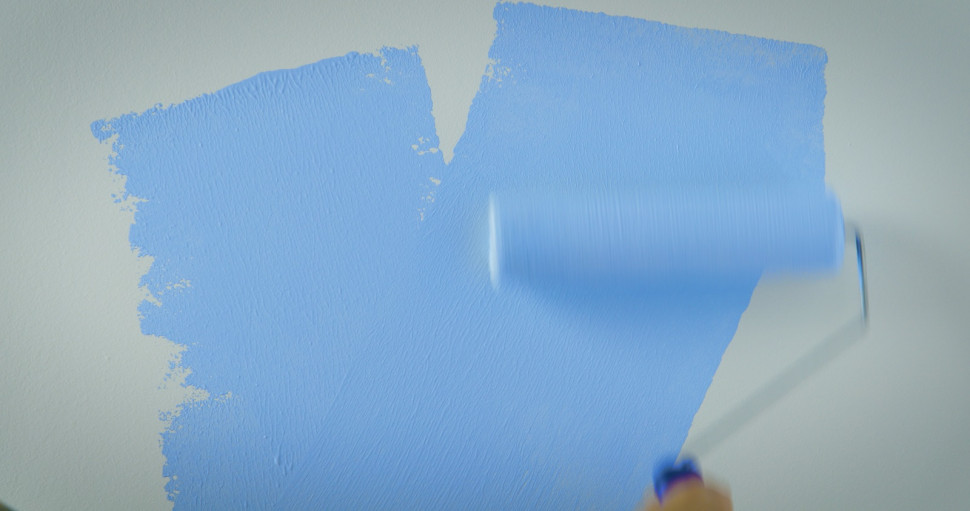 Kolorowe trolle w pokoju dziecka - krok 1) Wykonanie dekoracji zaczynamy od przygotowania tła