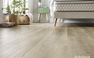 Panele winylowe z mineralnym rdzeniem to doskonały sposób na nową podłogę