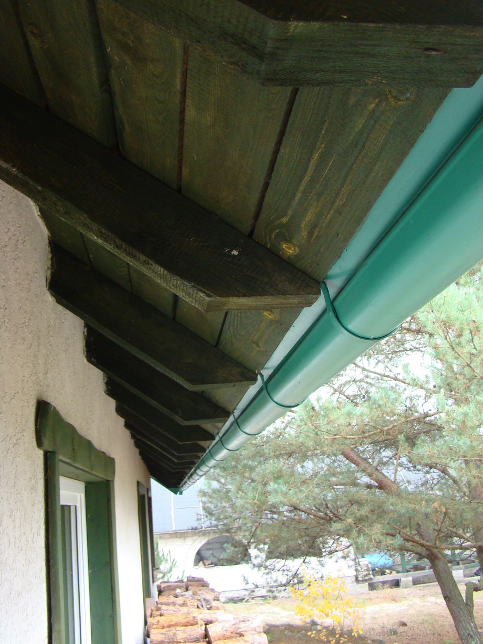 Montaż markizy do krokwi dachowej