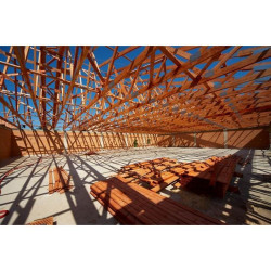 Kratownice drewniane łączone płytką kolczastą