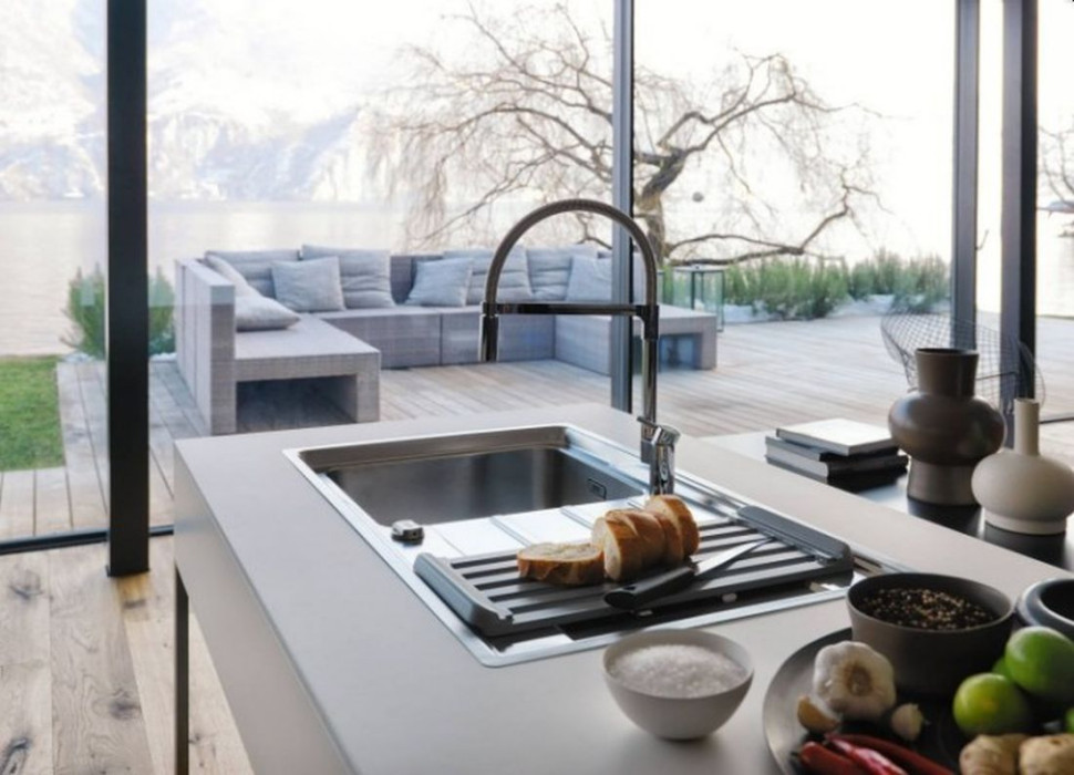 Zlewozmywak wbudowany w blat roboczy