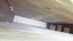 Ocieplanie przegród mobilnego basenu masą poliuretanową