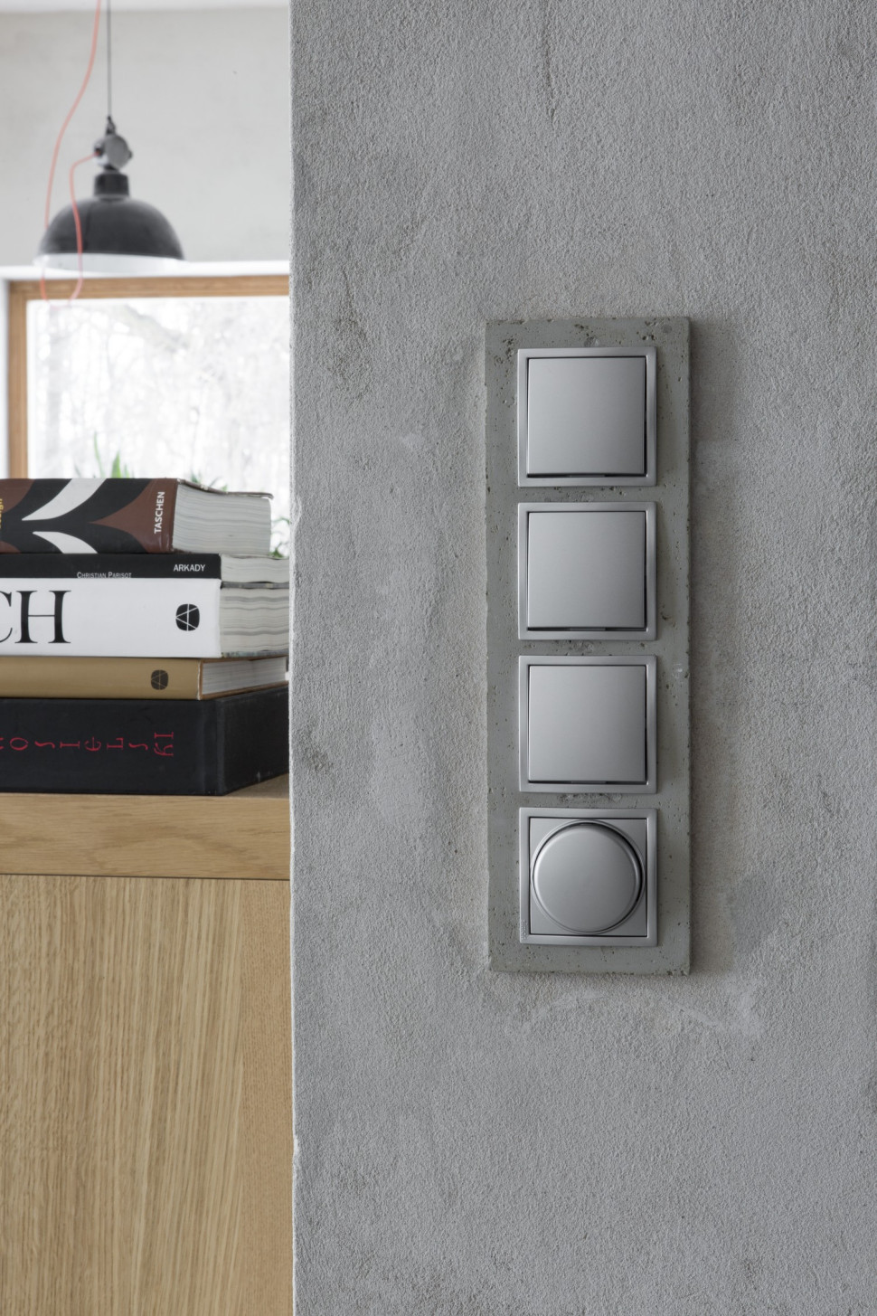 Ramki wielokrotne z serii Simon 54 do poziomego i pionowego montażu