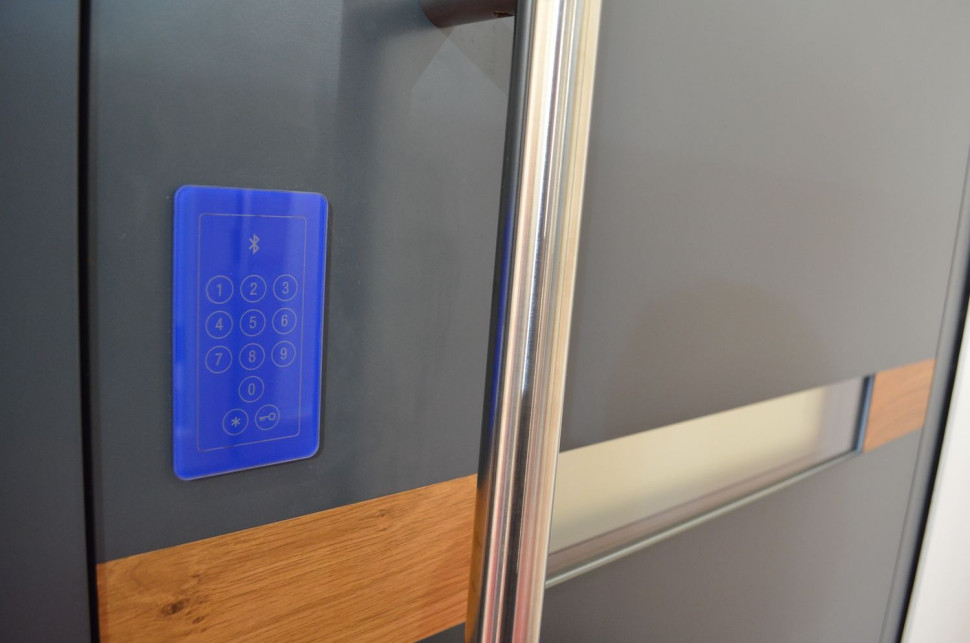 Zabezpieczenie drzwi systemem Bluetooth