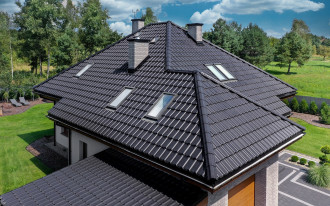 Dom w sansewieriach z dachówką TITANIA marki CREATON według projektu ARCHON+