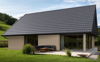 V11: Wyjątkowa dachówka ceramiczna Koramic zaprojektowana przez Studio F.A Porsche