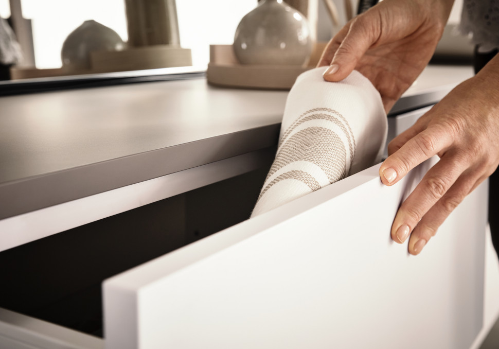 Fronty RAUVISIO brilliant noble matt REHAU