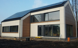 Dlaczego zwarta bryła budynku jest ważna dla energooszczędności?