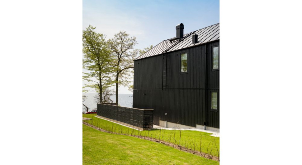 System rynnowy Lindab Rainline oraz bezpieczeństwo dachowe Lindab