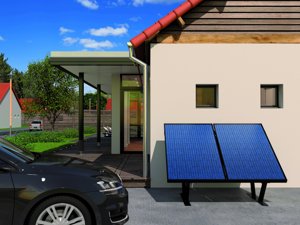 Panele fotowoltaiczne - montaż na ziemi. fot Sofath