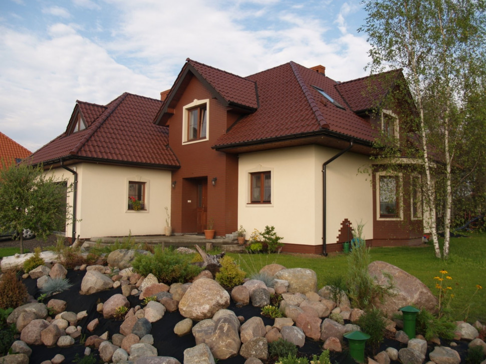 Ogródek skalny przed domem