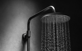 Na co zwracać uwagę wybierając deszczownię?