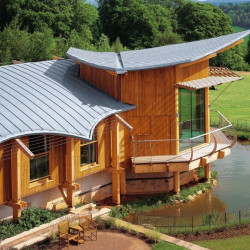 Podwójny rąbek stojący RHEINZINK - dach wykonany z blachy tytan-cynk