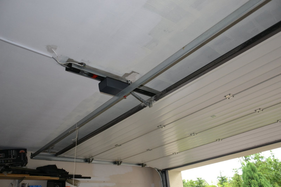 Napęd i ułożenie wrót w pozycji otwartej - horyzontalnej