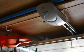 Brama segmentowa - montaż napędu z myślą o emeryturze