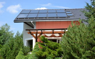 Instalacja solarna głównie do podgrzewania wody w basenie