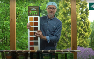 Budowa drewnianego płotu, kolorowanie drewna